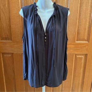 H&M Sleeveless Tie-collar Viscose Blouse